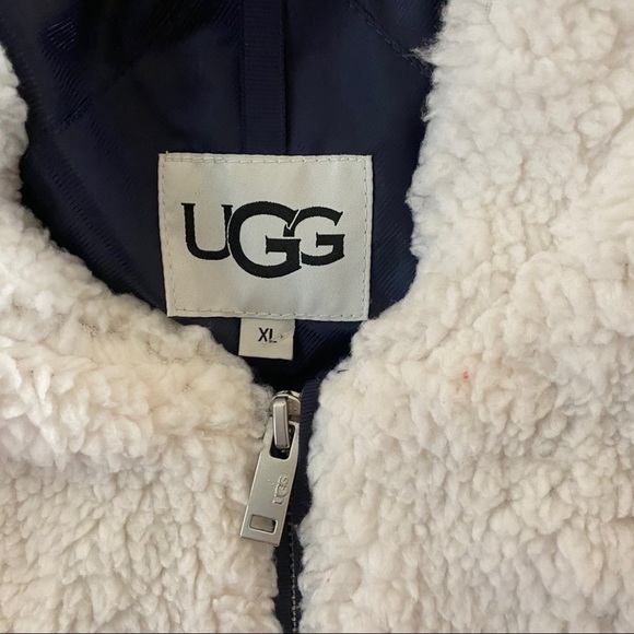 UGG Zip Up Chevron Sherpa Jacket Size XL NEW - Picture 5 of 7